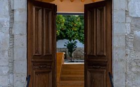 The Courtyard Episkopi Guest Houses